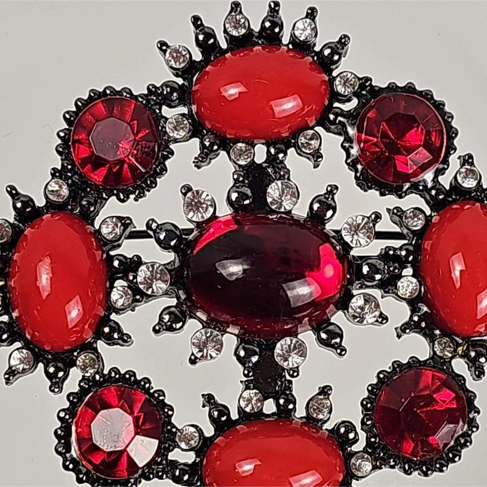 Vintage 1950s Red Cabochon Rhinestone Japanned Statement Brooch